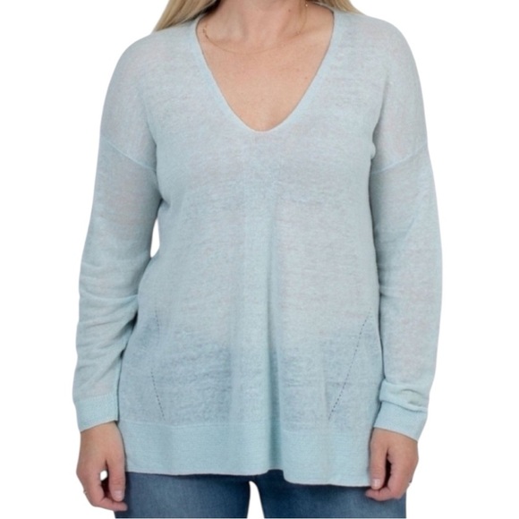 Vince Sweaters - Vince 100% Linen Beachy Casual Pullover Sweater Light Blue SZ XS